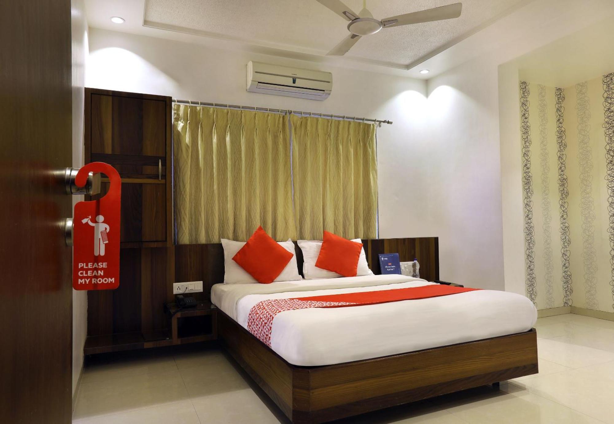 Collection O Satyan Inn Shirdi Luaran gambar