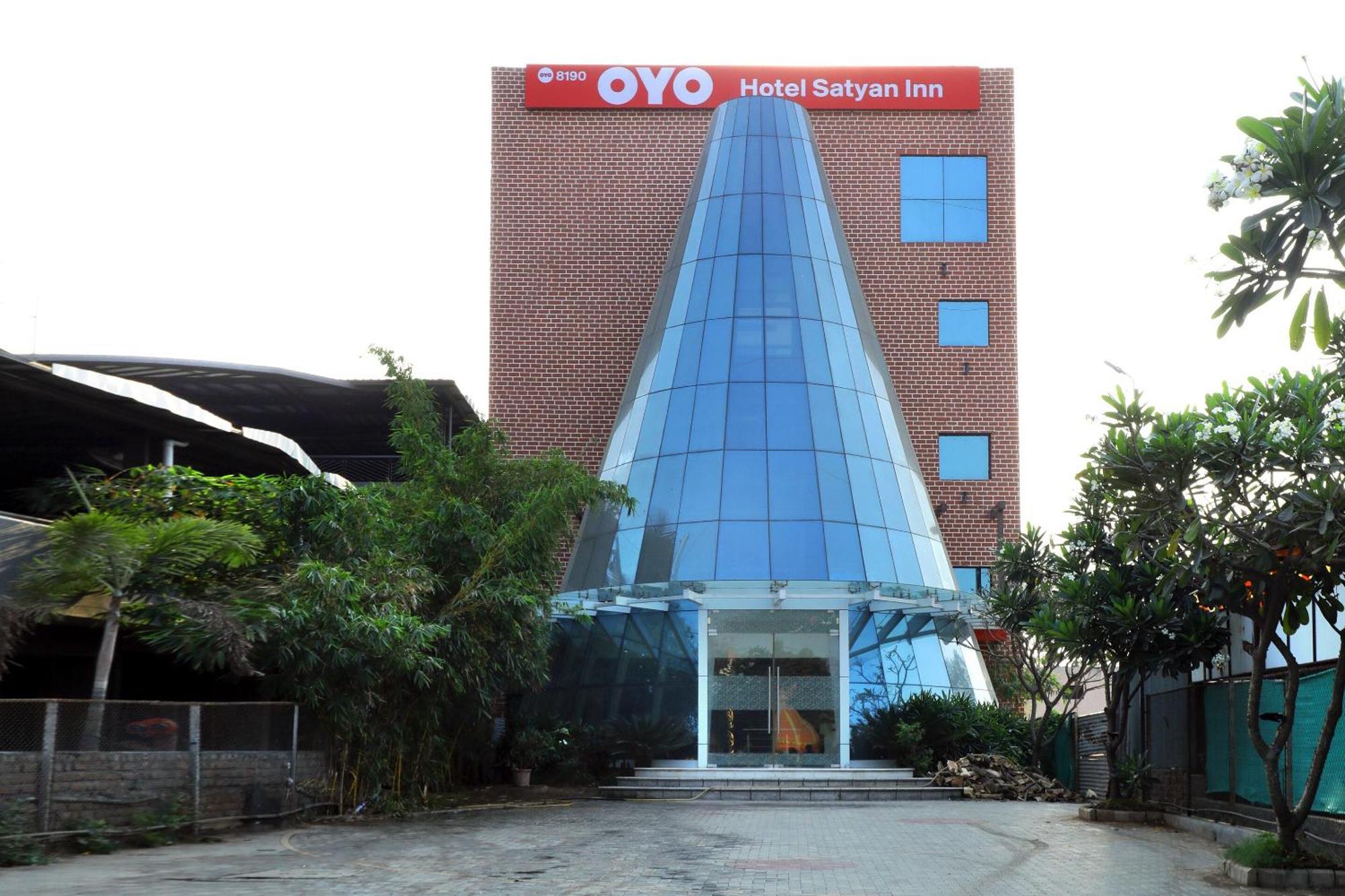 Collection O Satyan Inn Shirdi Luaran gambar